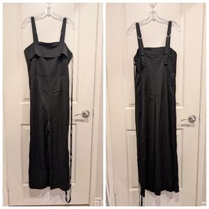 JNSQ Black Adjustable Strap Isabella Jumpsuit Size 6